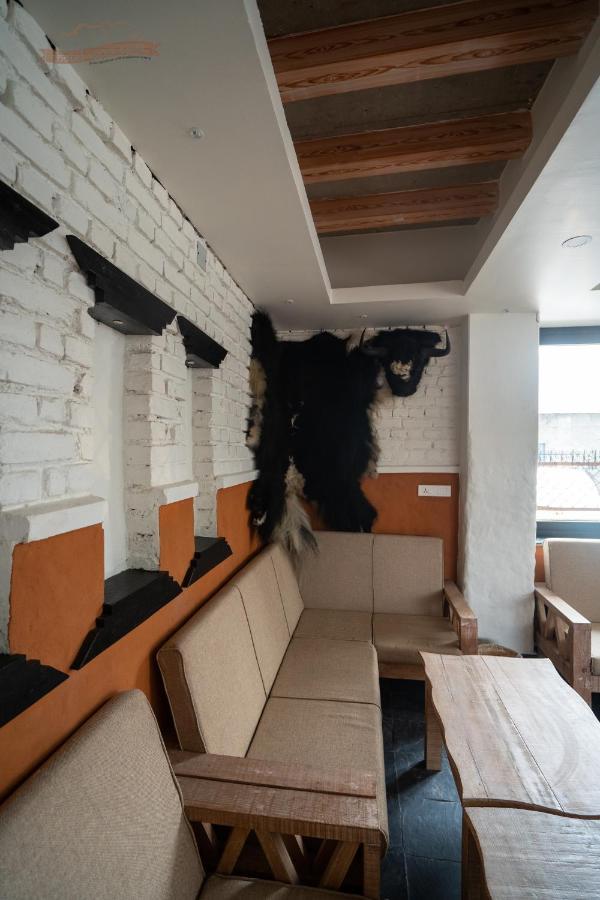 Hotel Mera Peak Private Limited Pokhara Extérieur photo