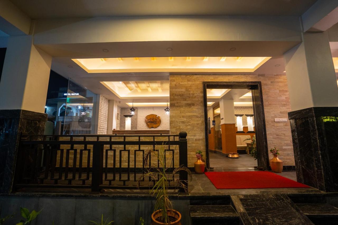 Hotel Mera Peak Private Limited Pokhara Extérieur photo
